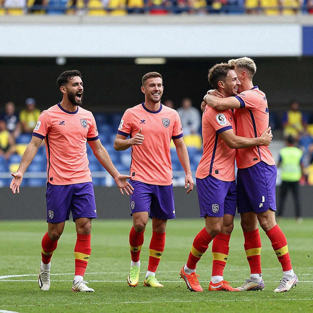 Sokoor Al Arab đàm phán Jadon Sancho: Cú chuyển nhượng gây sốc ở giải hạng 2 UAE