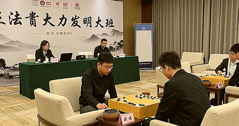 Chín trận thắng 4-0 ở Samarkand và khoảng trống mà bảng điểm đồng đội để lại
