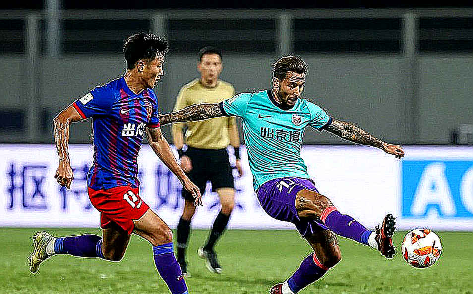 Việt Nam 0-1 Thái Lan hiệp một: Bàn thua phút 10 là hóa đơn của bốn quyết định trước khi bóng lăn