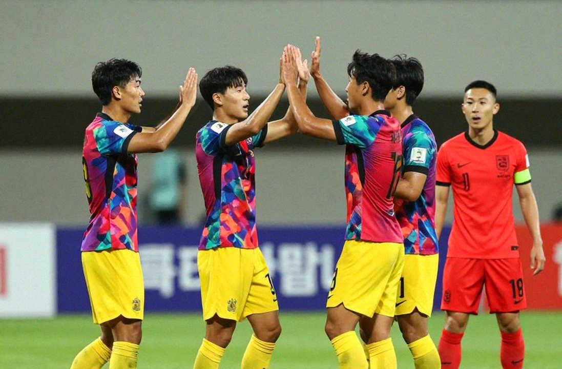 Ballon d'Or 2026: Rodri, sáu cái tên Tây Ban Nha và ranh giới mong manh giữa thành tích và chiến dịch Ballon d'Or 2026: Rodri, sáu cái tên Tây Ban Nha và ranh giới mong manh giữa thành tích và chiến dịch
