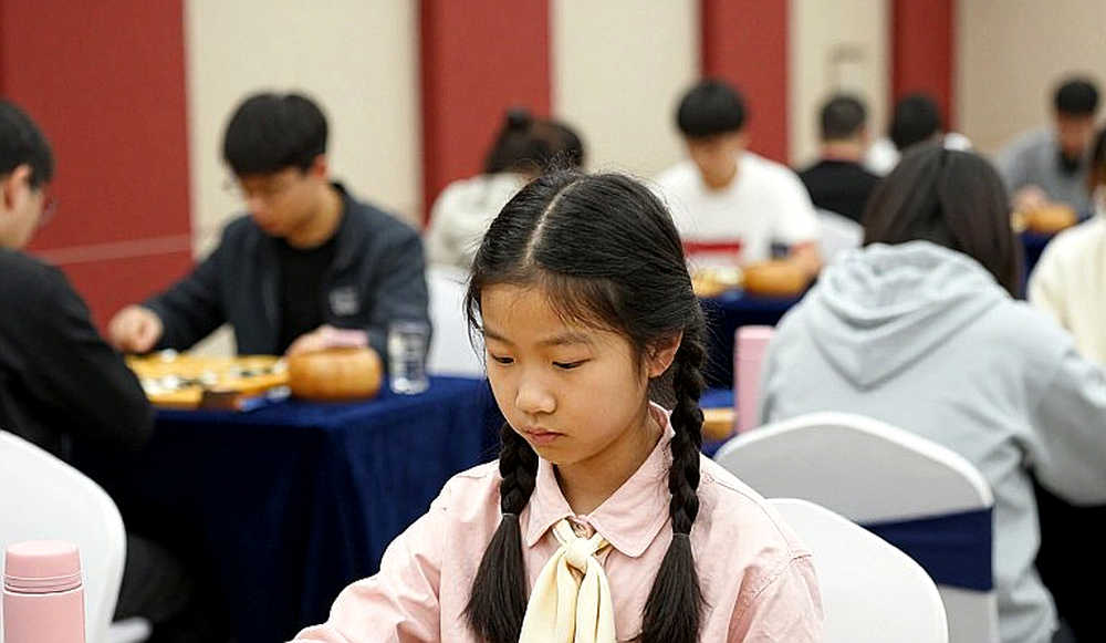Scotch Opening: từ nước 3.d4 của Kasparov năm 2026 đến video 60 phút của Adrian Mikhalchishin