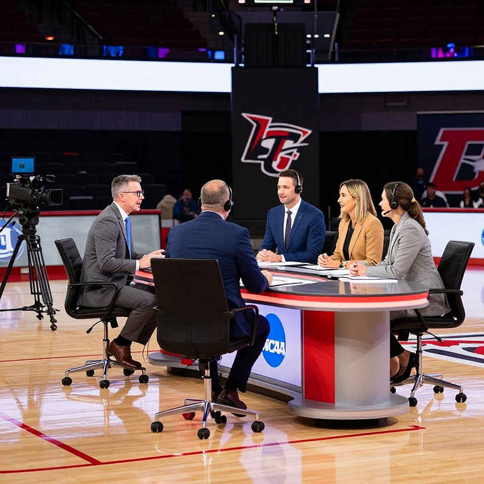A Mistranslation in the Mixed Zone: Eddie, Gumayusi, and the Unowned Gap in International Esports A Mistranslation in the Mixed Zone: Eddie, Gumayusi, and the Unowned Gap in International Esports