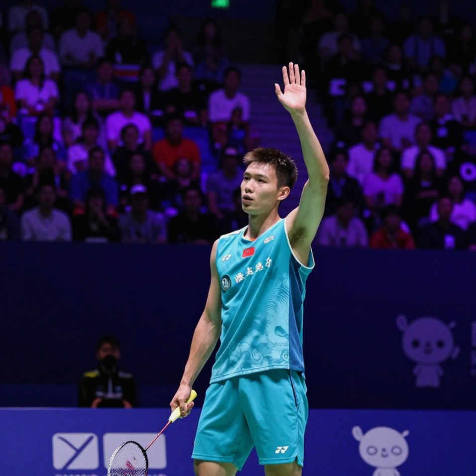 Alwi Farhan tập cùng Kento Momota tại Tokyo: Bên trong đợt tập huấn cuối trước Asian Games 2026