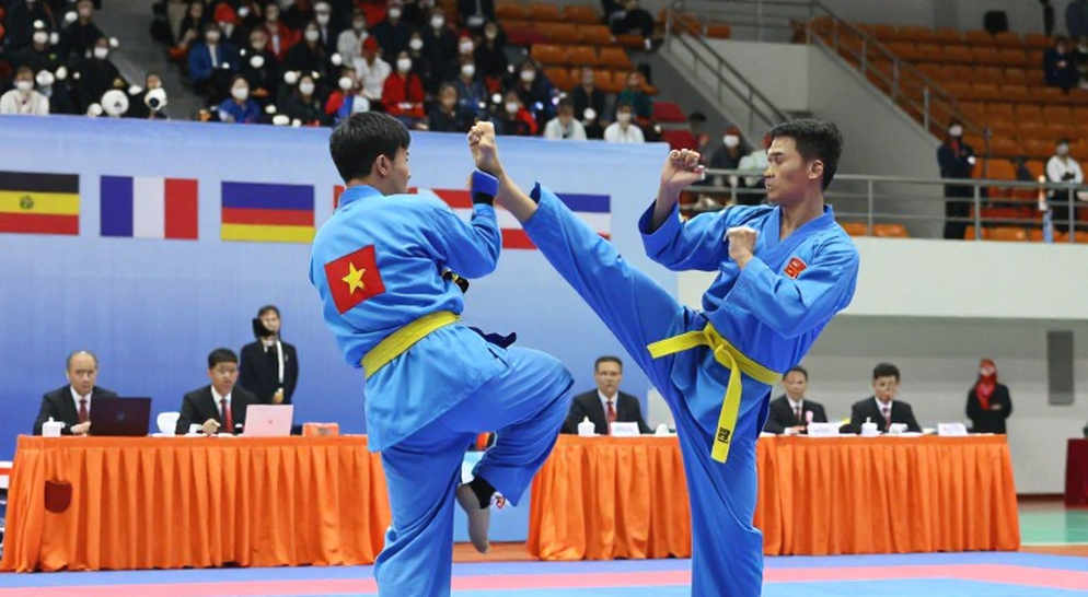 HCV kata đồng đội nữ Asiad 20: Mái tóc tém và bài toán truyền lực HCV kata đồng đội nữ Asiad 20: Mái tóc tém và bài toán truyền lực