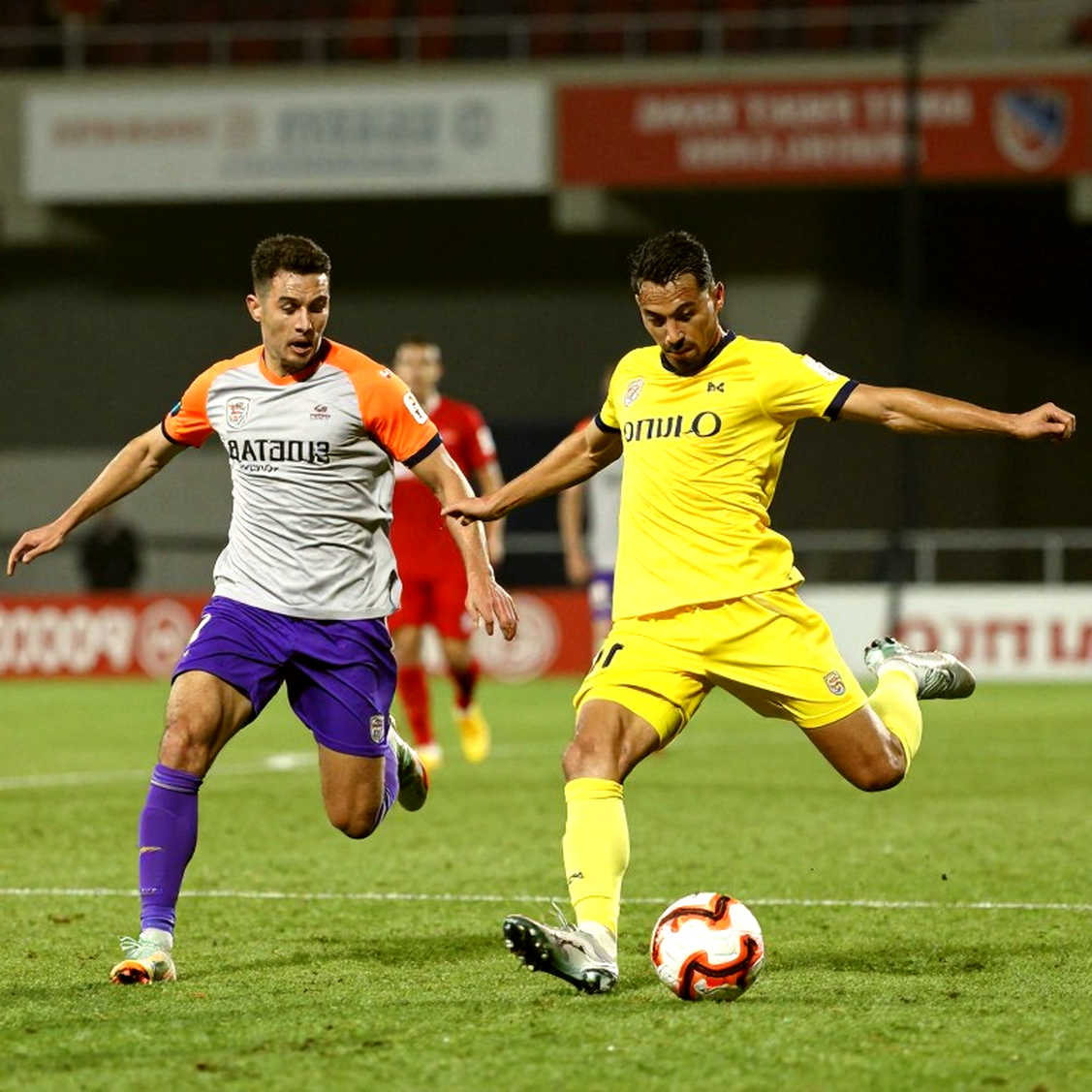 Hà Nội FC nhận thất bại muối mặt tại Hàng Đẫy: Thảm bại 1-4 trước SL Nghệ An và những dấu hỏi lớn về chiến thuật Hà Nội FC nhận thất bại muối mặt tại Hàng Đẫy: Thảm bại 1-4 trước SL Nghệ An và những dấu hỏi lớn về chiến thuật