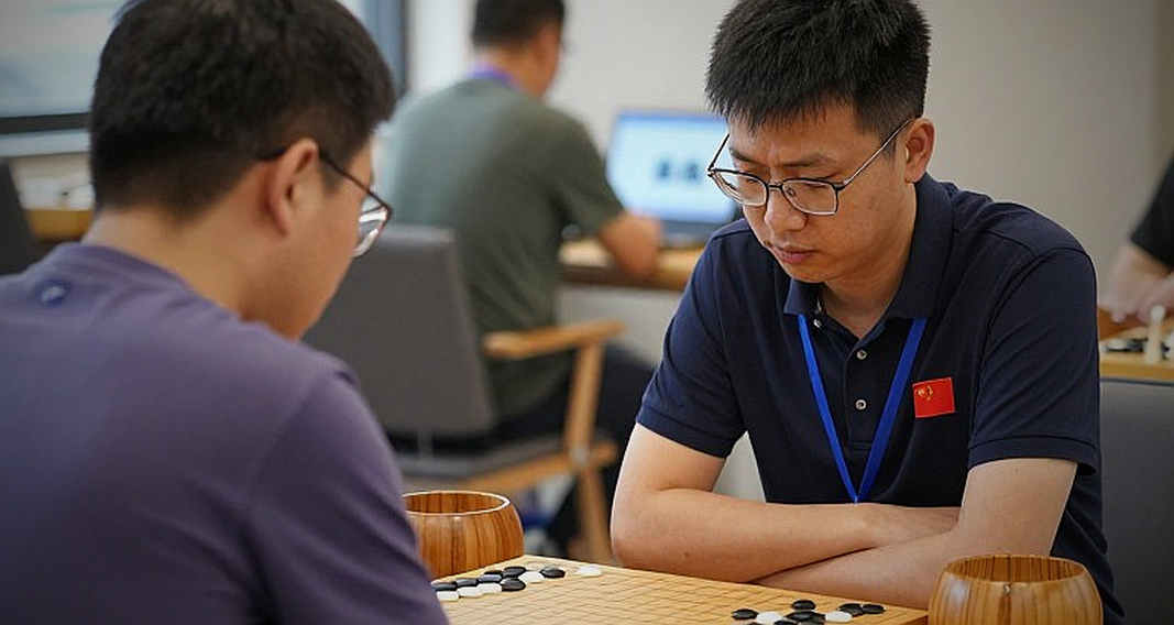 Nước cờ hiến tốt và tiếng vọng từ Sveshnikov: Bản hòa tấu của sự liều lĩnh có tính toán