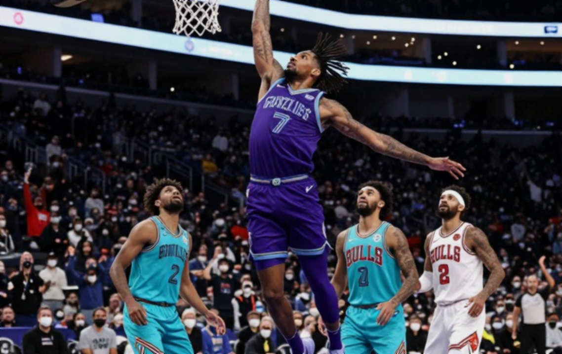 Dwight Howard in Georgia: 36 Minutes, 22 Points and Two Losses