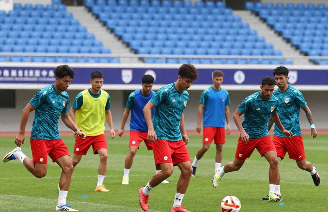 Hy Lạp hạ Đức 1-0 tại Augsburg: Dữ liệu cho thấy chiến thắng của khối phòng ngự thấp, không phải của phép màu Hy Lạp hạ Đức 1-0 tại Augsburg: Dữ liệu cho thấy chiến thắng của khối phòng ngự thấp, không phải của phép màu