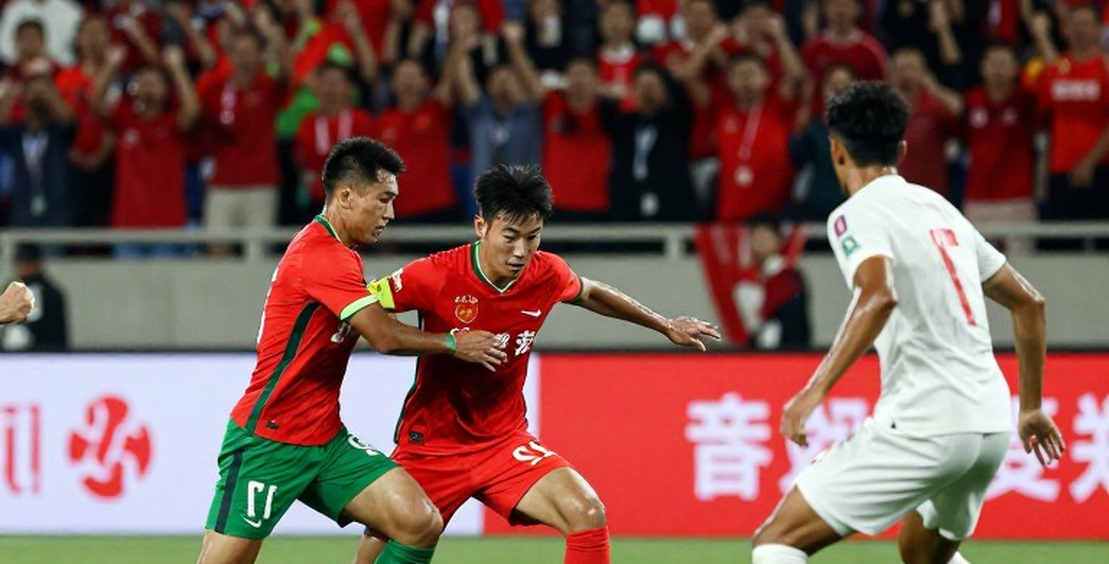 Khủng hoảng tại Hà Nội FC sau trận hòa và sự cố HLV – Cầu thủ: Bài học từ quản lý nội bộ Khủng hoảng tại Hà Nội FC sau trận hòa và sự cố HLV – Cầu thủ: Bài học từ quản lý nội bộ